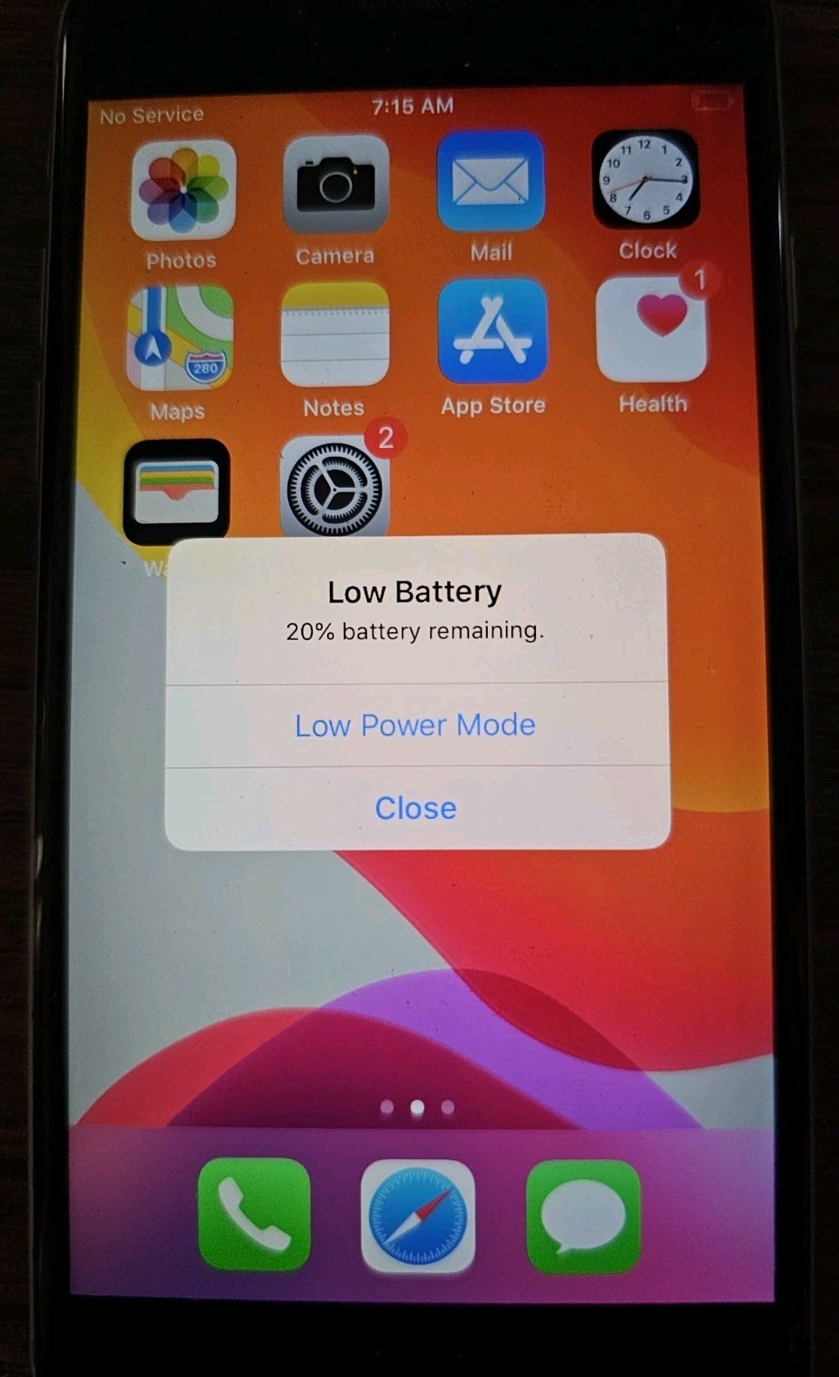Apple iPhone 6s – 16 GB – Space Gray (Unlocked, Screen Doesn’t Respond To Touch)