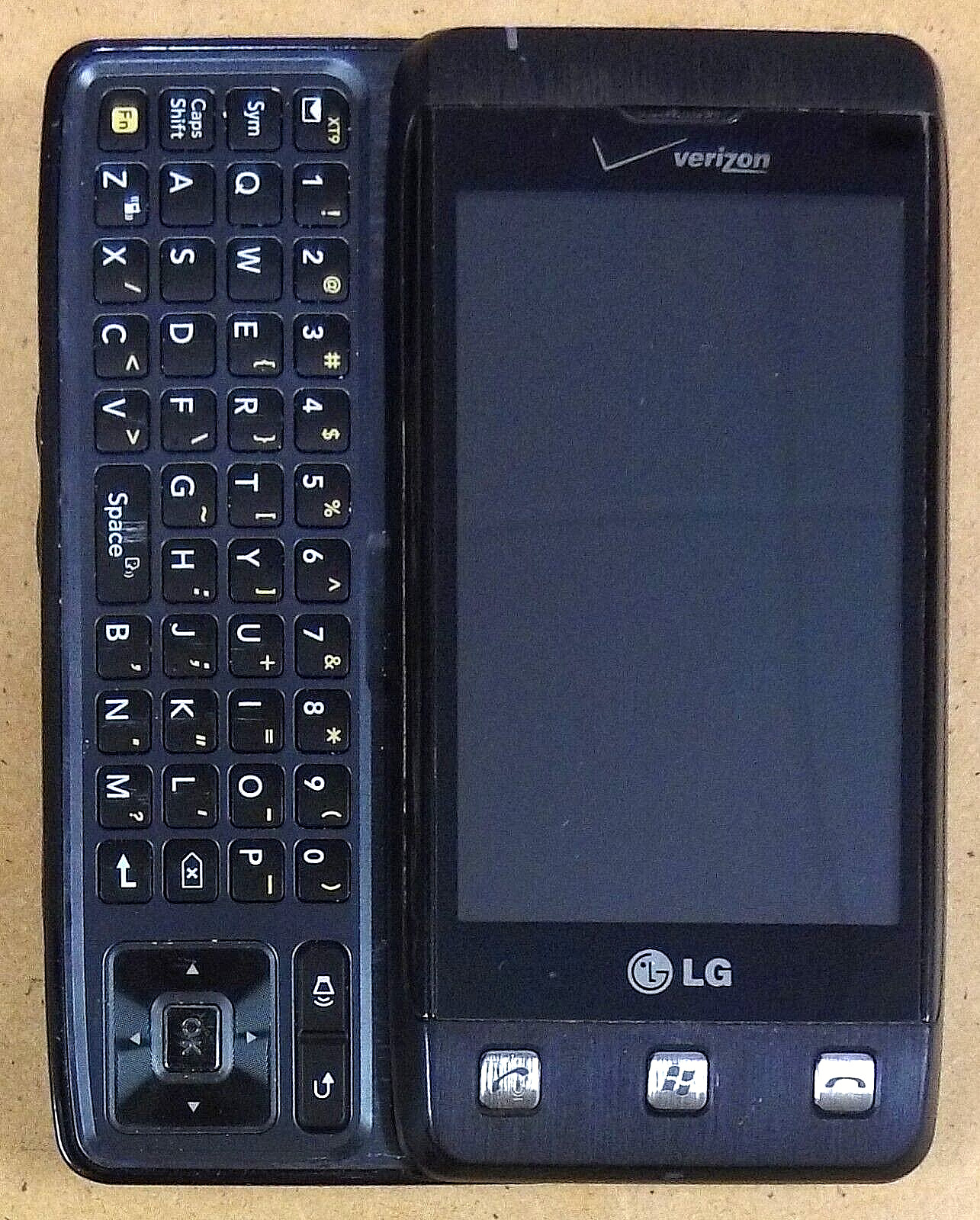 LG Fathom VS750 – Blue and Black ( Verizon / GSM ) Rare Windows Smartphone