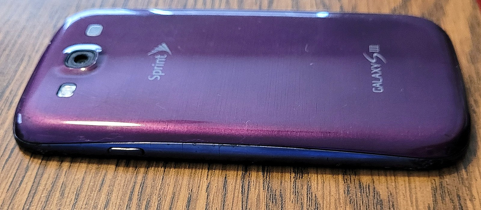 Samsung Galaxy S3 SPH-L710 – Purple ( Sprint ) Smartphone – Very Rare Color/READ