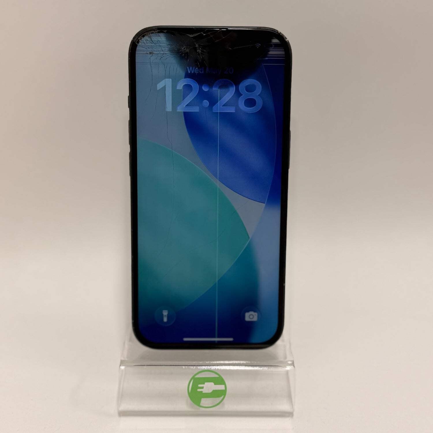 Broken Unlocked Apple iPhone 15 128GB 26.2.1 MTLV3LL/A Read
