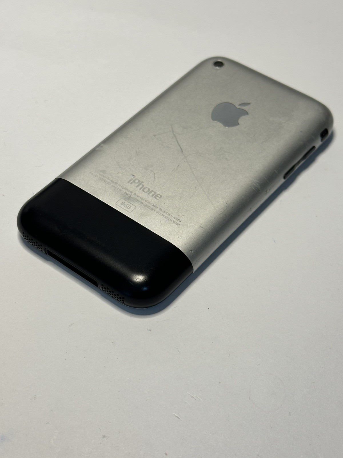 RARE YM iOS 1.0 LAUNCH DAY 8GB Apple iPhone 1st Generation Black A1203 (GSM) 2G
