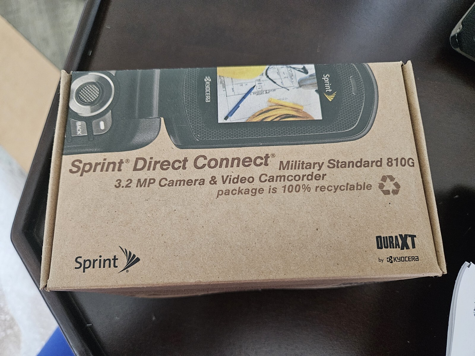 Kyocera DuraXT – 64 MB – Black (Sprint)–New