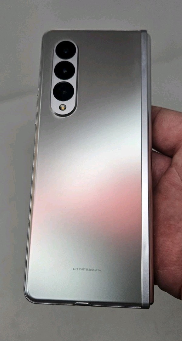 Samsung Galaxy Z Fold 3 5G Silver Internal Screen Not Working PARTS SM-F926U1