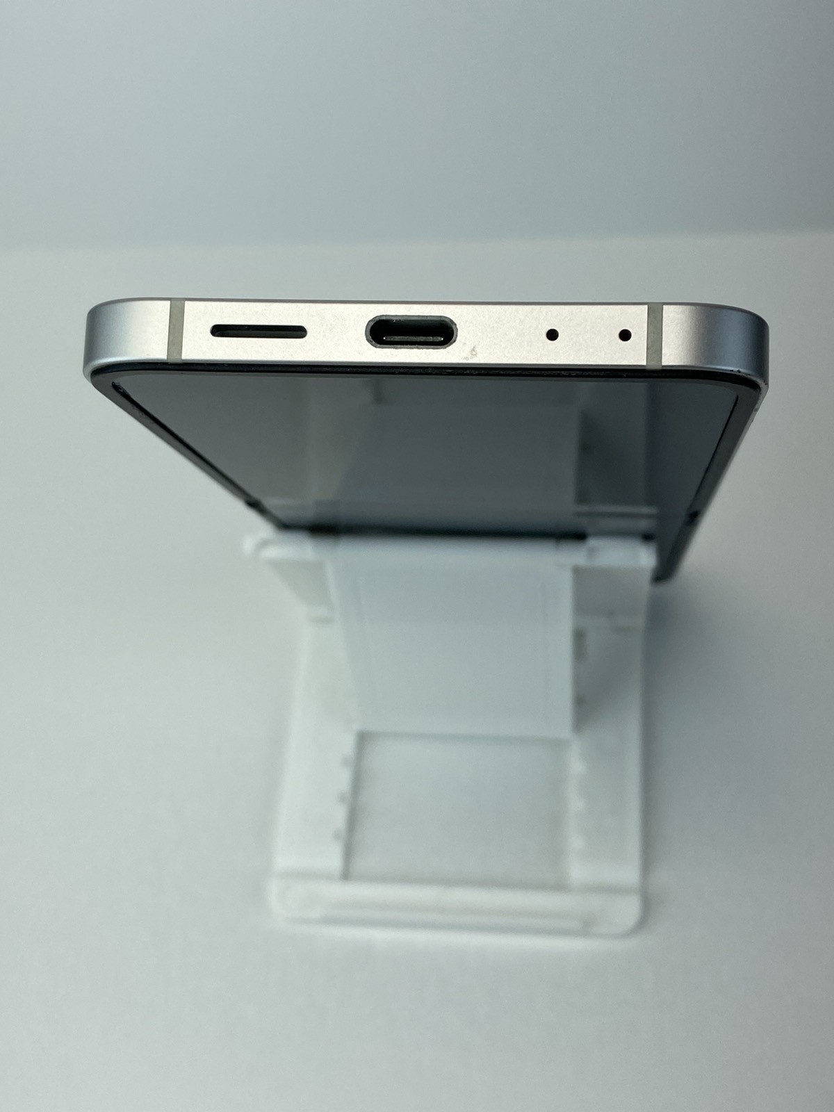Samsung Galaxy Z Flip6 SM-F741U1 256GB White Factory Unlocked Clean ESN