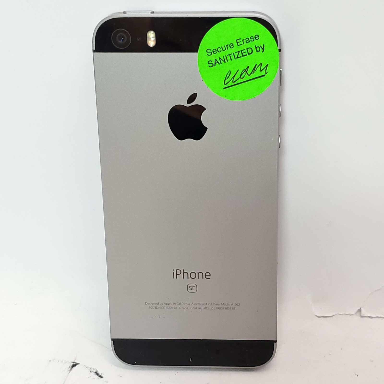 Apple iPhone SE 1st Gen A1662 MP8K2LL/A 32GB 96% Battery 4.0″ Pre-owned