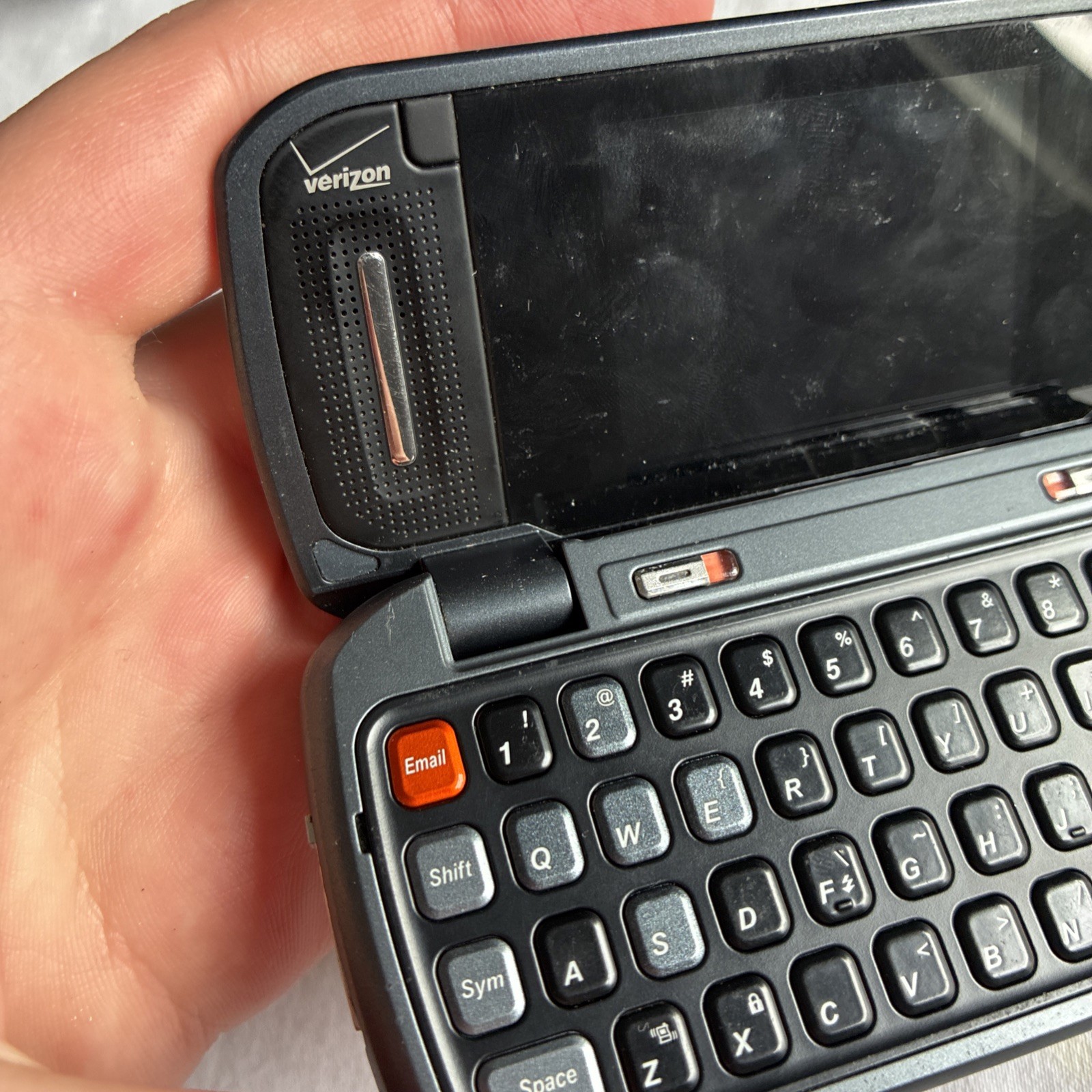 812.LG VX-9900 Very Rare – For Collectors – No Sim Card – CDMA UNTESTED