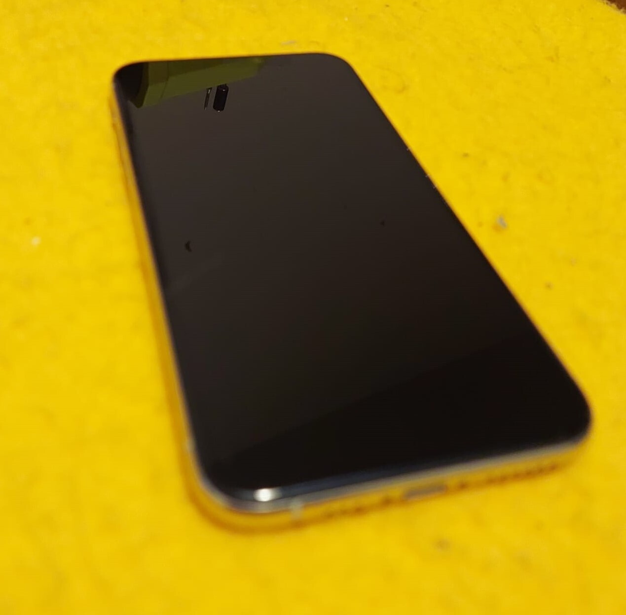 Apple iPhone 11 Pro – 64GB (T-Mobile) A2160 (CDMA + GSM) read description!