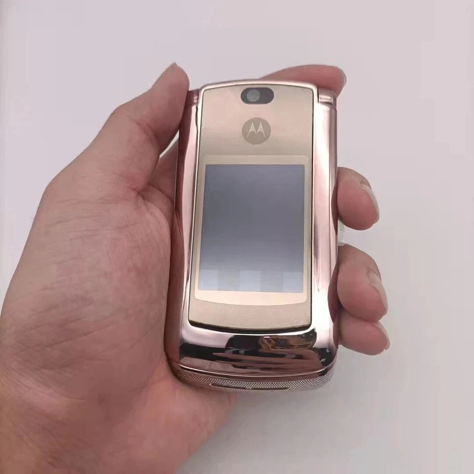 Original Motorola RAZR2 V9 Unlocked 3G HSDPA Flip Cellphone Bluetooth Java 2MP