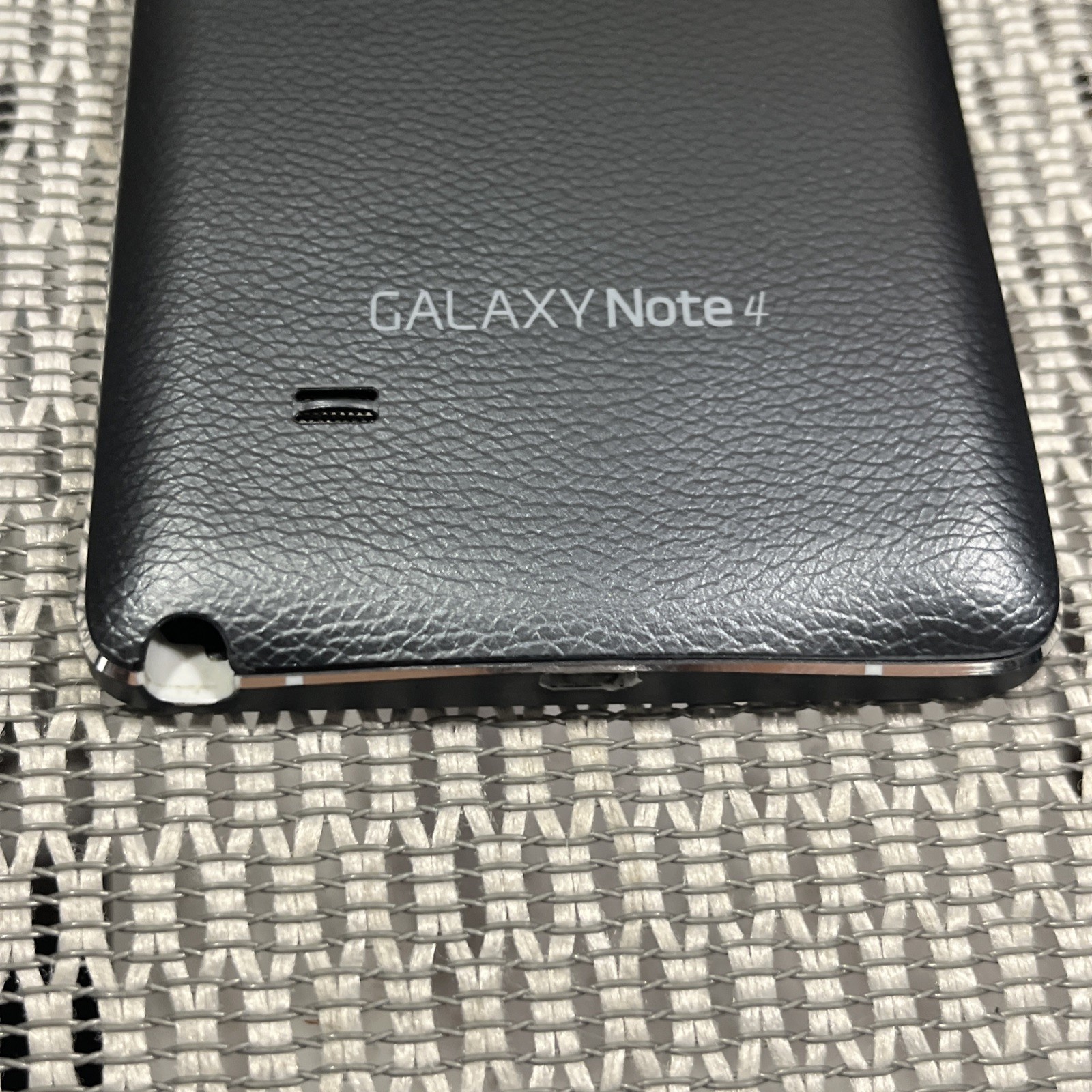 Samsung Galaxy Note 4 SM-N910V – 32 GB – Black (Verizon + GSM unlocked)-Used