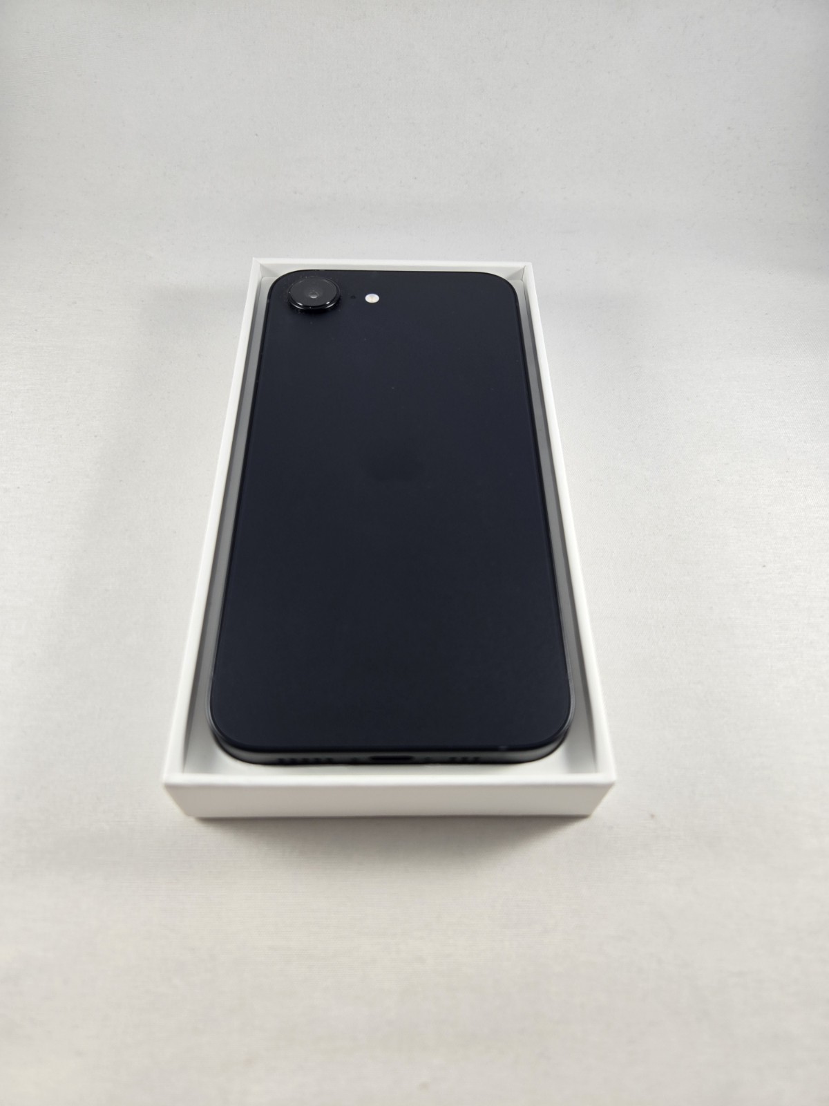iPhone 16e 128gb Black Boost Mobile