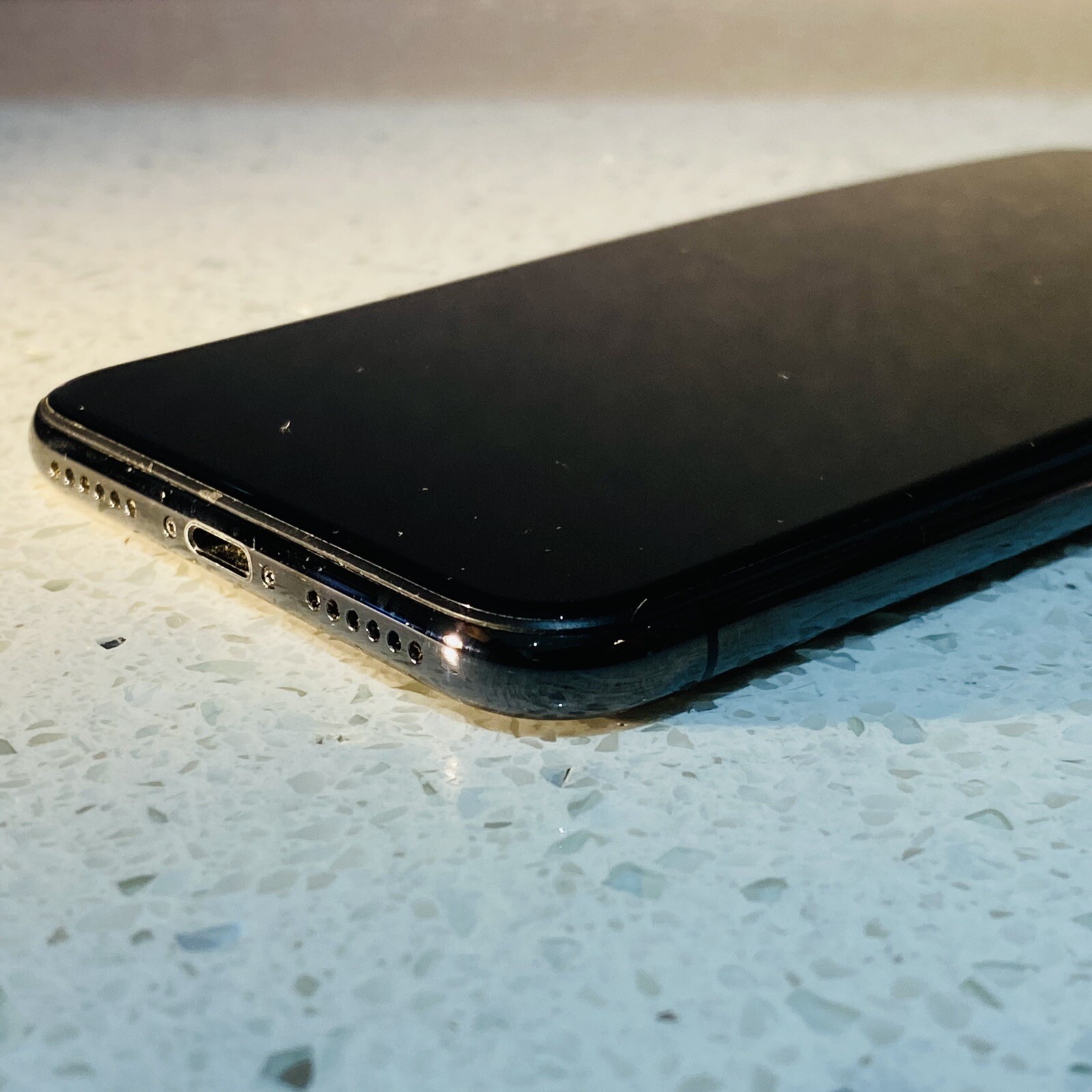 Apple iPhone X – 256GB – Space Grey (Unlocked) A1865 (CDMA + GSM) #227 /DO