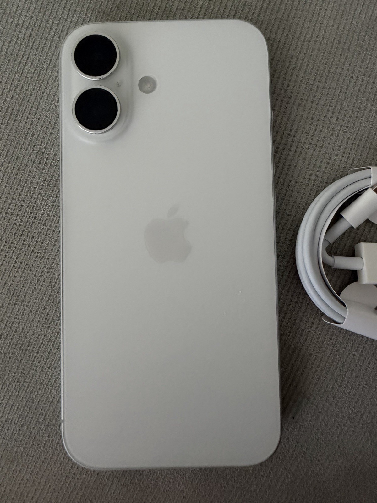 APPLE IPHONE 16 UNLOCKED 128GB WHITE 92% BATTERY