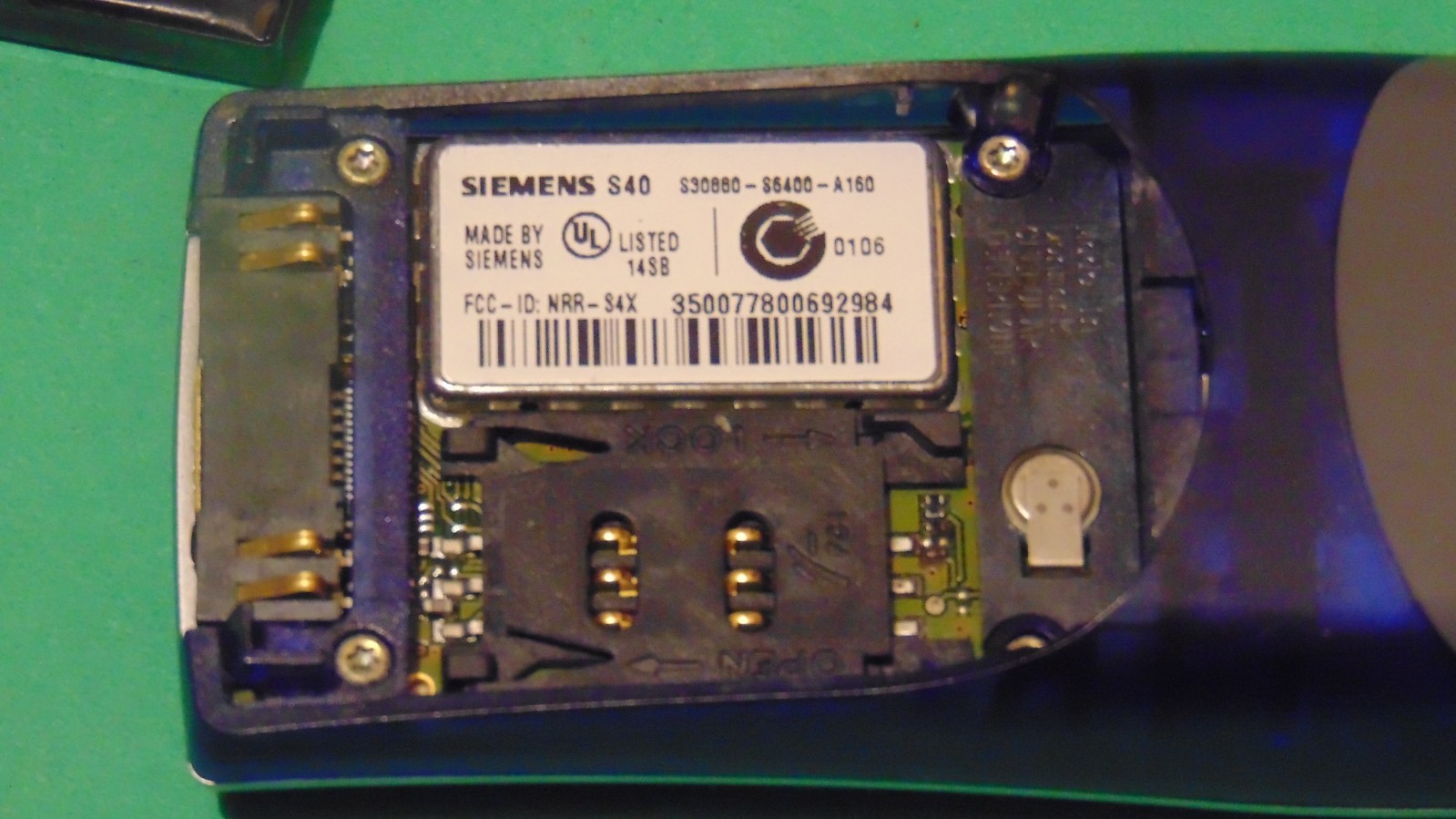 SIEMENS S40 – WORKING + BOX + ACCESSORIES – VERY RARE