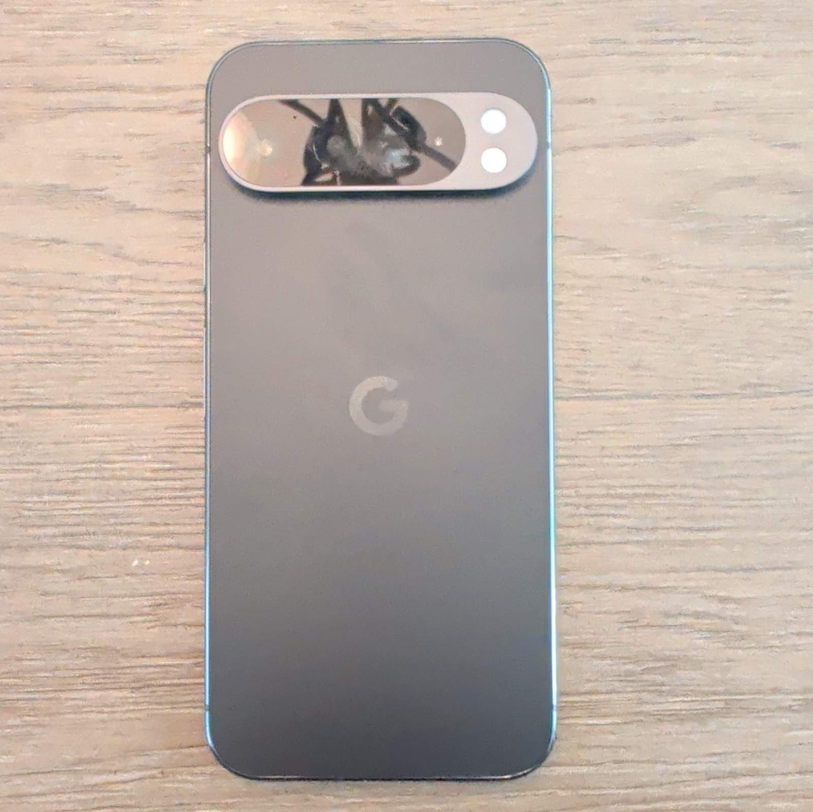 Google Pixel 9 Pro XL Factory Unlocked 128GB Black 6.8″ Screen Damage Top, Works