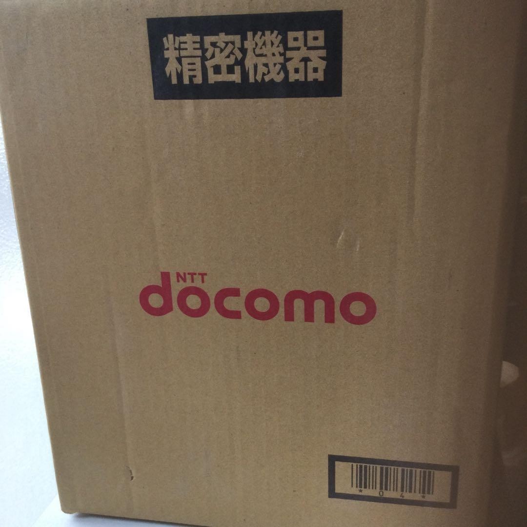One Piece N-02E Limited Edition Android Smartphone NEC Docomo Treasure Adam 4.0″