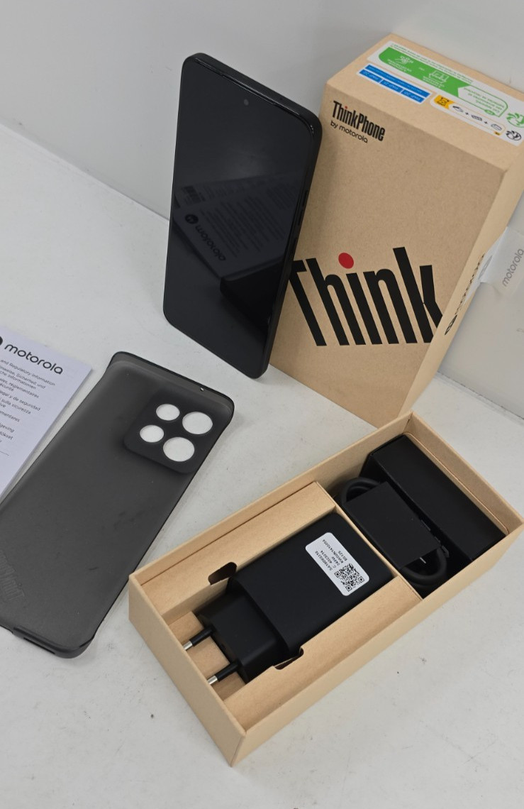 Motorola ThinkPhone 5G 8GB RAM+256GB , XT2409-6, Carbon Black