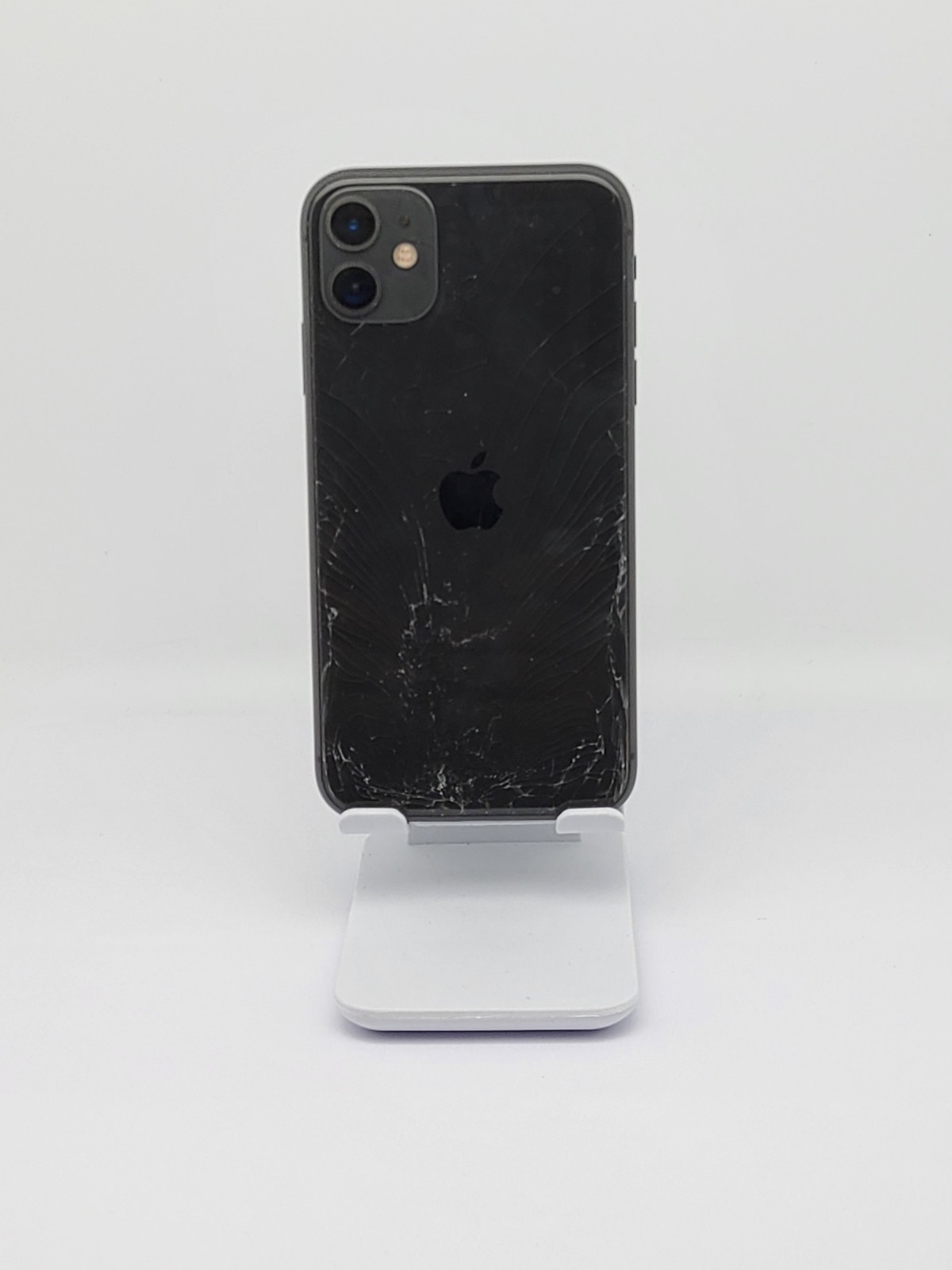 Apple iPhone 11 (Factory Unlocked) 64GB | Black | A2111 – Cracked Back