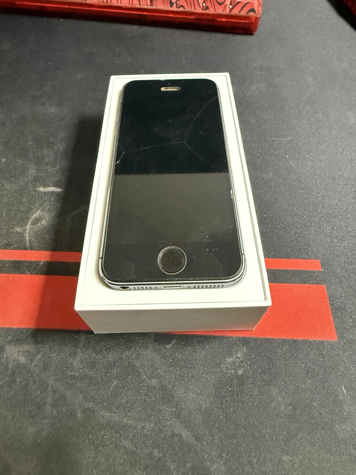 Apple iPhone 5s Space Gray 16GB Model A1533 Unlocked Smartphone