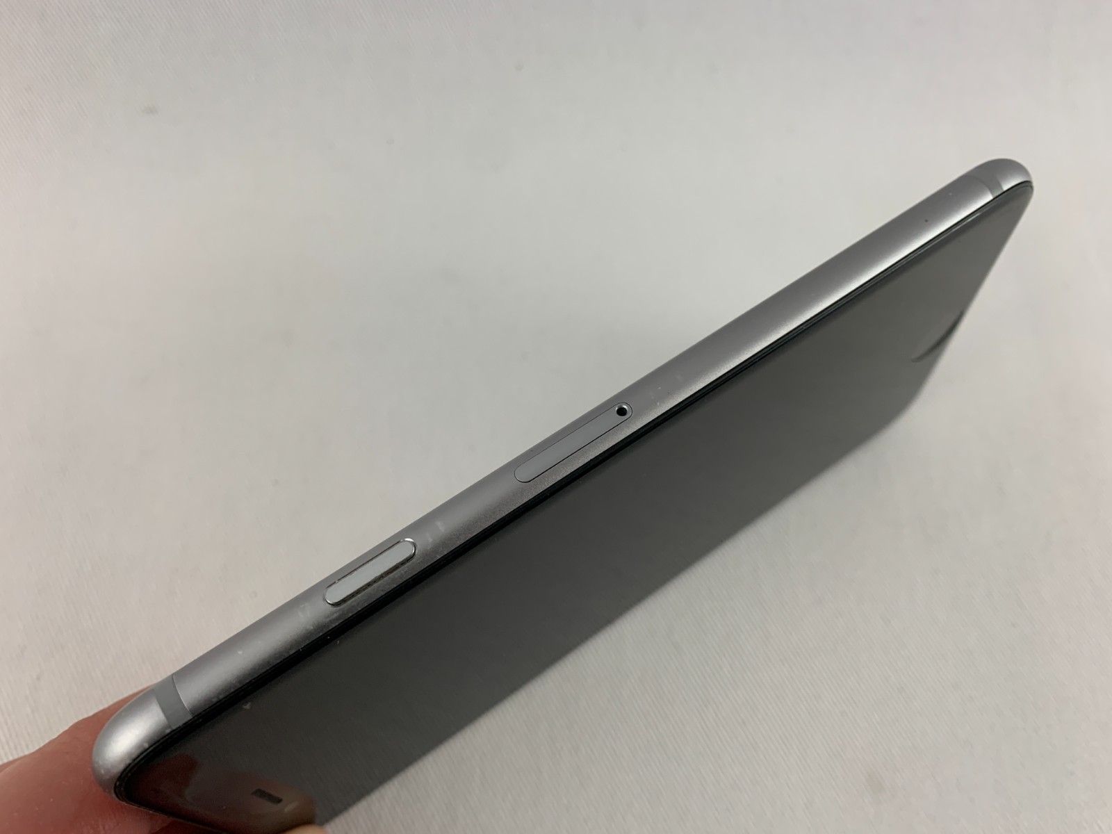 Apple iPhone 6 A1549 Model MG4N2LL/A Space Gray 16GB, TESTED & Working