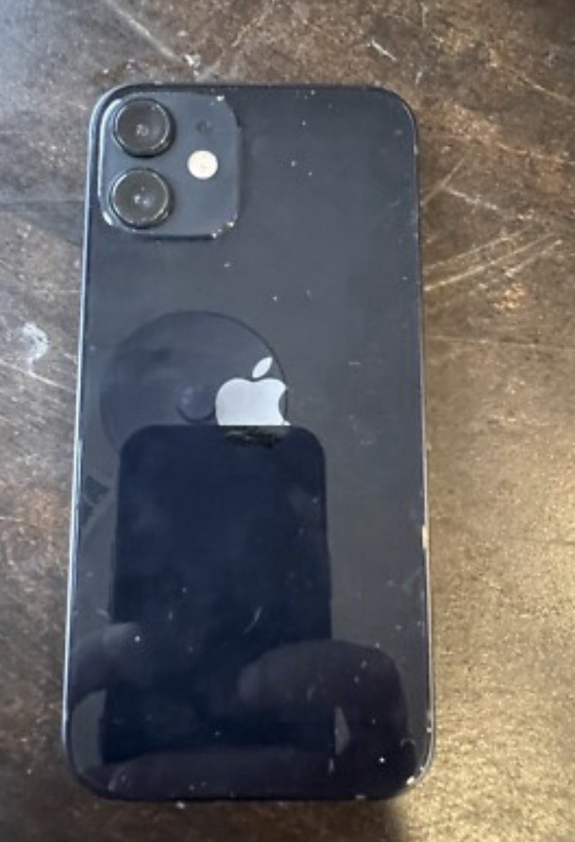 Apple iPhone 12 Black 6.1″ 12MP Hexa Core iOS Smartphone Bluetooth Wi-Fi NFC Bar