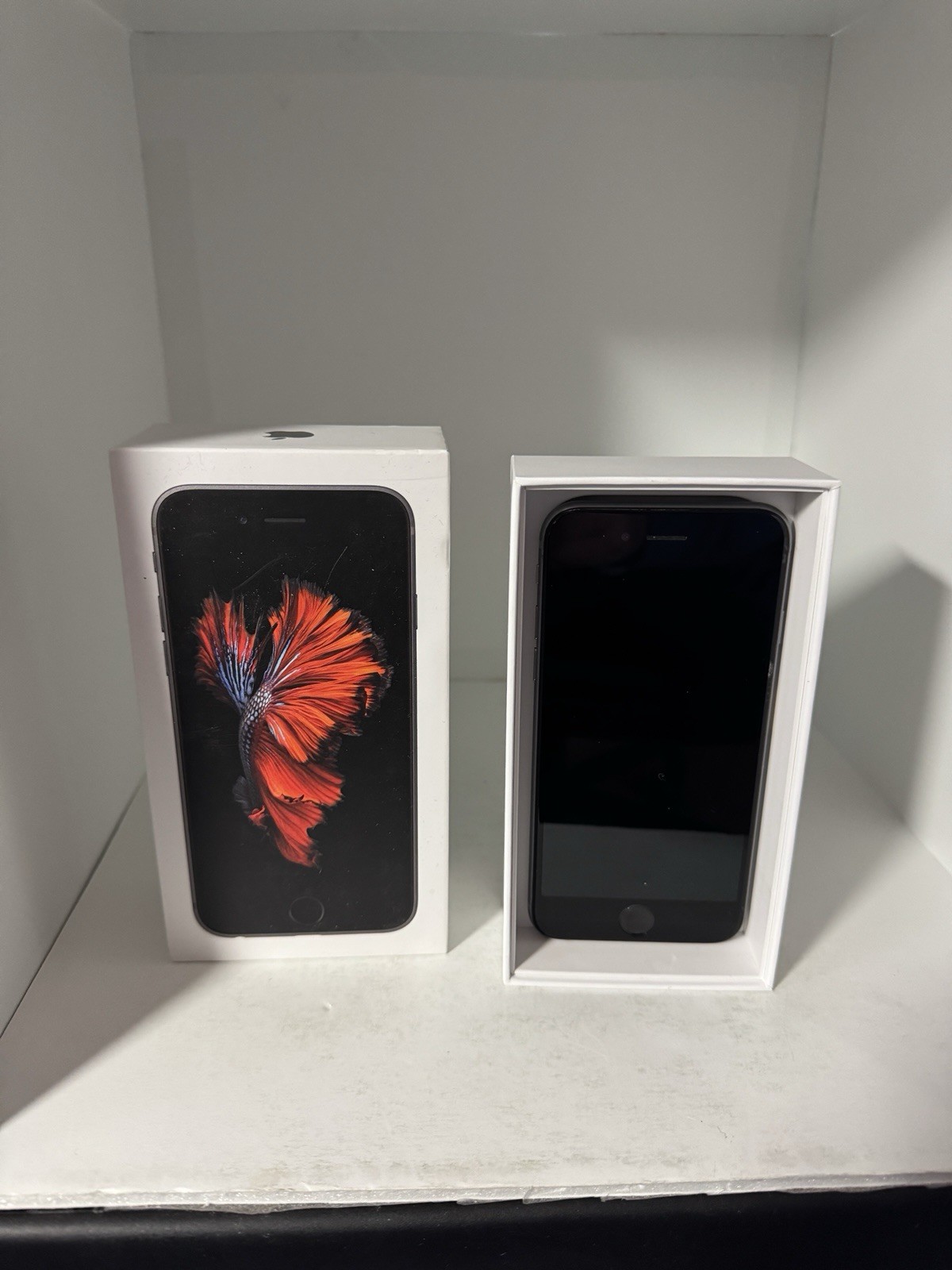 iPhone 6S Unlocked Smartphone 32 GB SHIPS SAME DAY