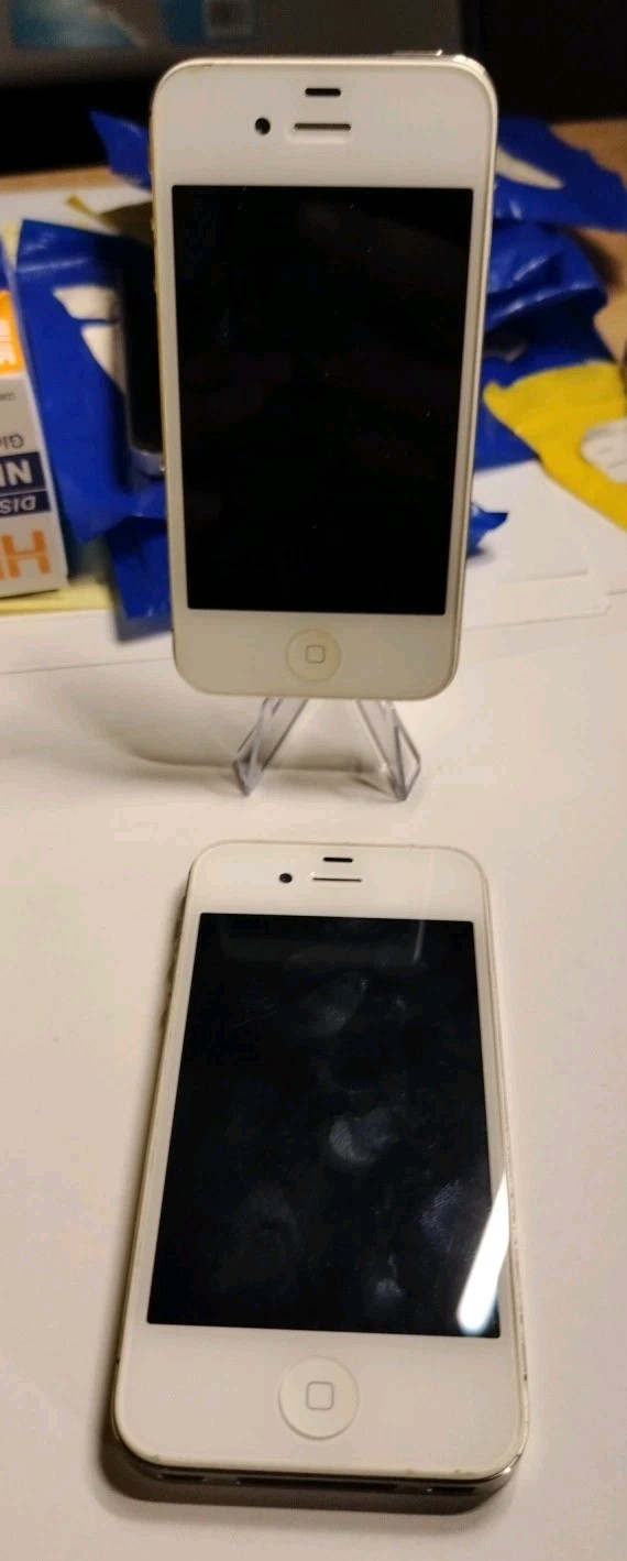 1x Apple iPhone 4 GSM – White PARTS ONLY! Multiple Available.