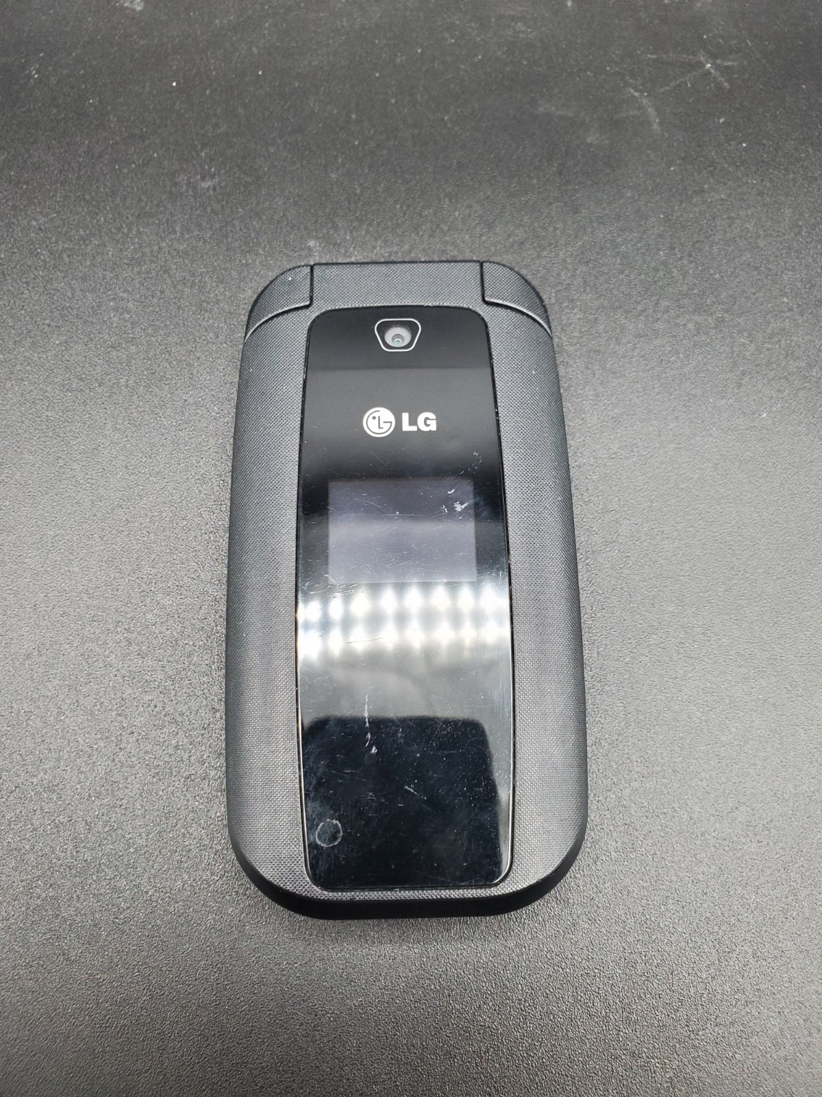 LG 440G – Black (TracFone) Prepaid GSM Bluetooth Camera Flip Cell Phone
