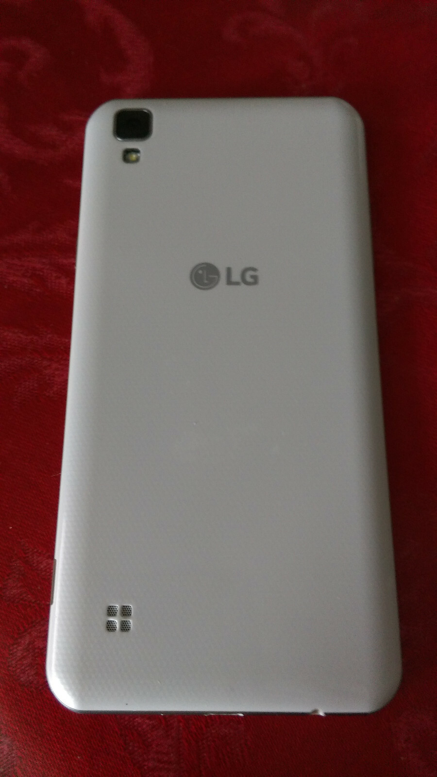 LG Tribute HD, Sprint Only | 16 GB, White, 5 in | LS676 | Excellent