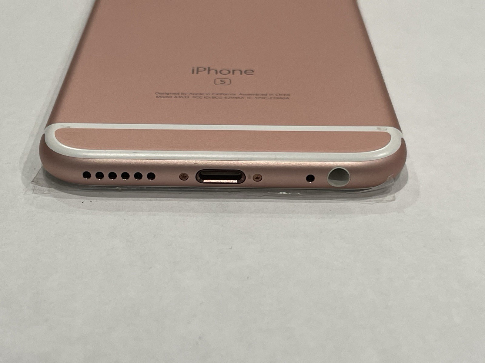 Apple iPhone 6s 32GB A1633 (Metro PCS) Rose Gold – Damaged – Cracked Screen