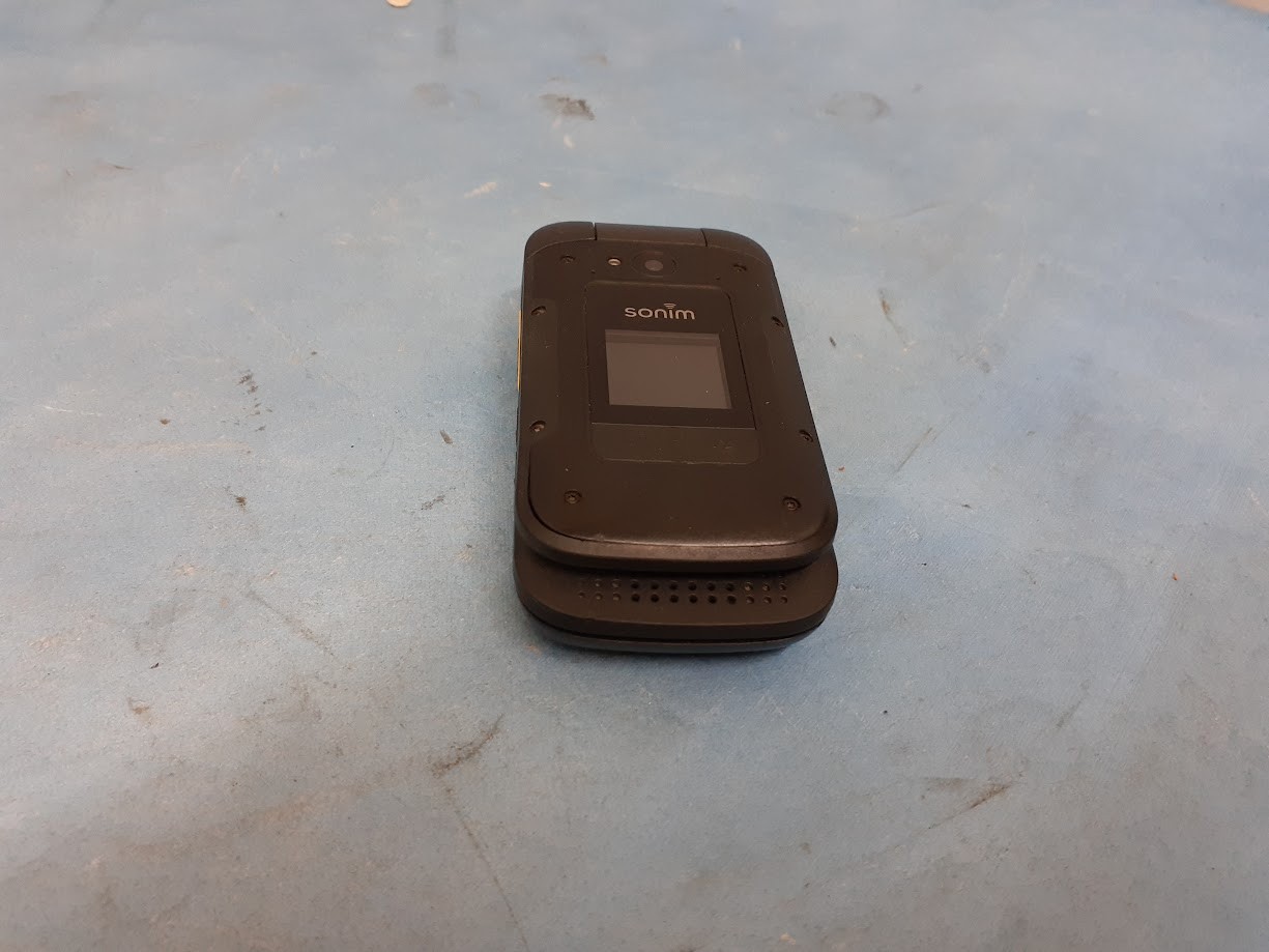Sonim XP3 Plus XP3900 T-Mobile 4G LTE 8MP Ultra Rugged Flip Phone 16GB T-Mobile