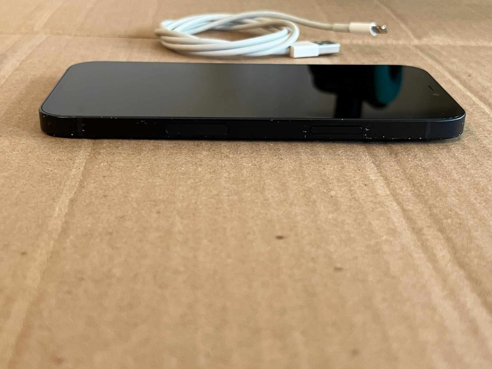 Apple iPhone 12 – 64GB – Black Unlocked (CDMA + GSM) A2172 READ
