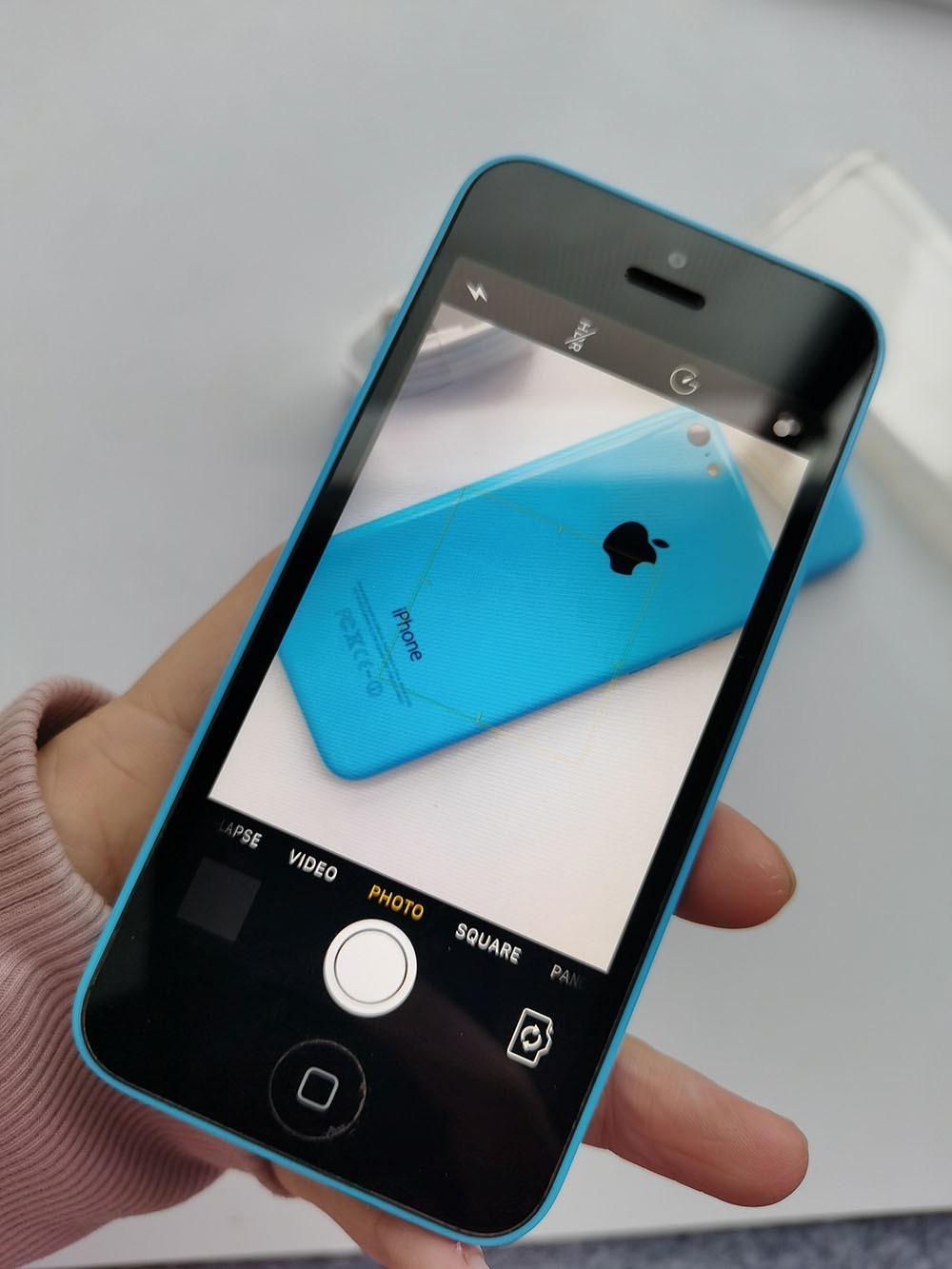 Original Apple iPhone 5c (Unlocked) NEW BATTERY – 8 GB / 16 GB / 32GB – Blue