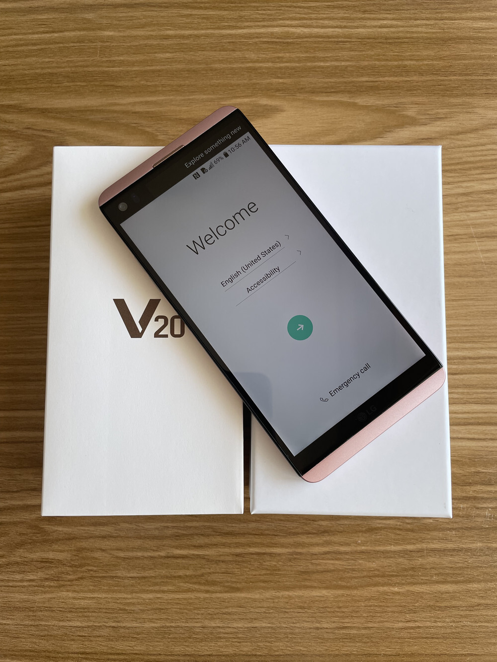 LG V20 H990DS Dual SIM Unlocked 64GB + 4GB Fingerprint 4G Smartphone- New Sealed