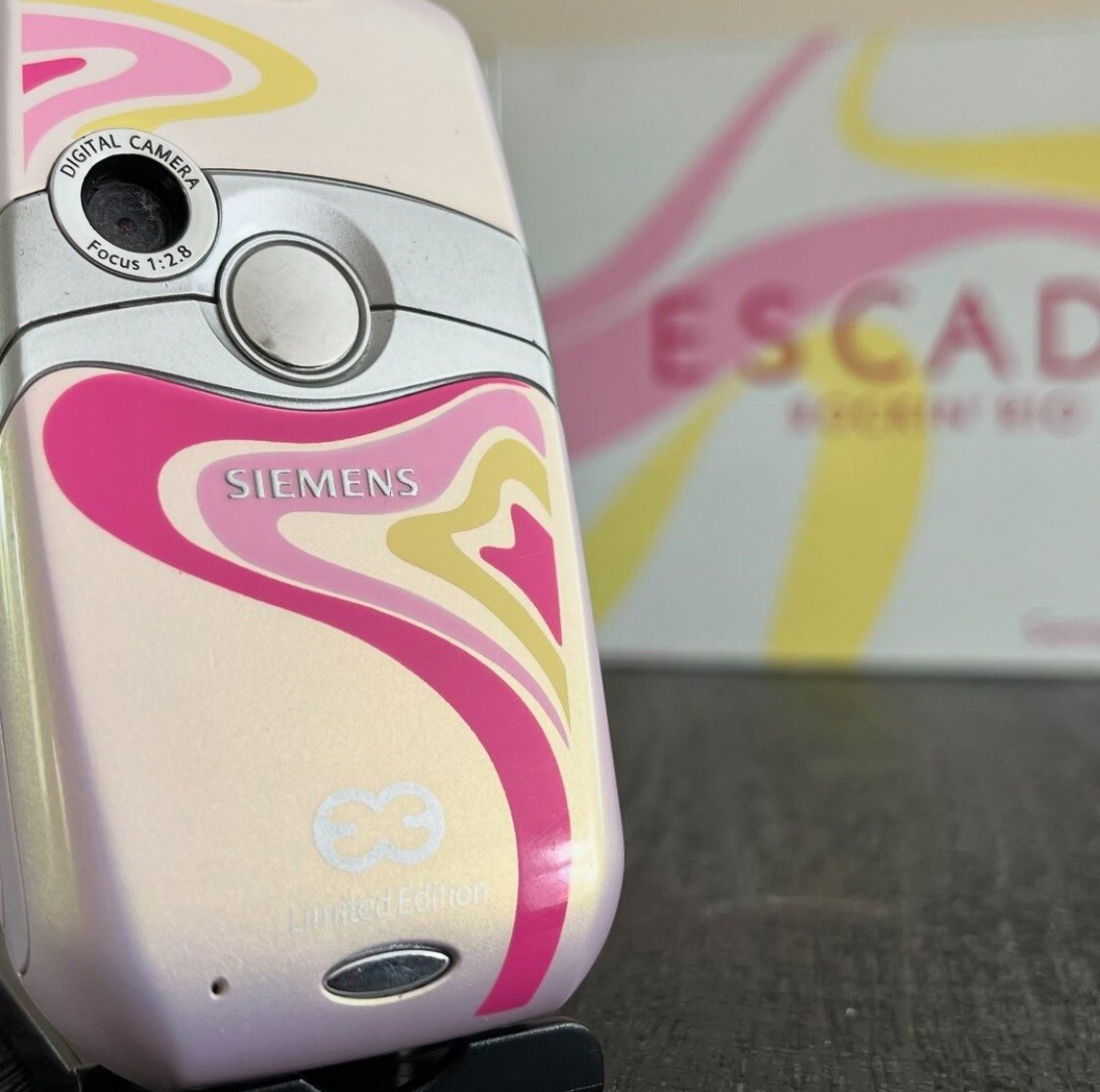 Siemens SL65 Escada edition
