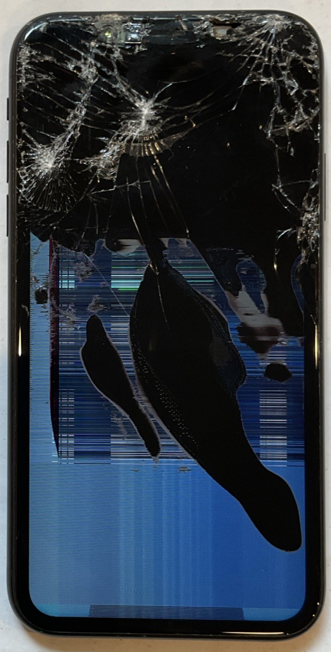 GSM UNLOCKED iPhone XR, 64GB A1984 MT3K2LL/A WITH CRACKED SCREEN FOR REPAIR