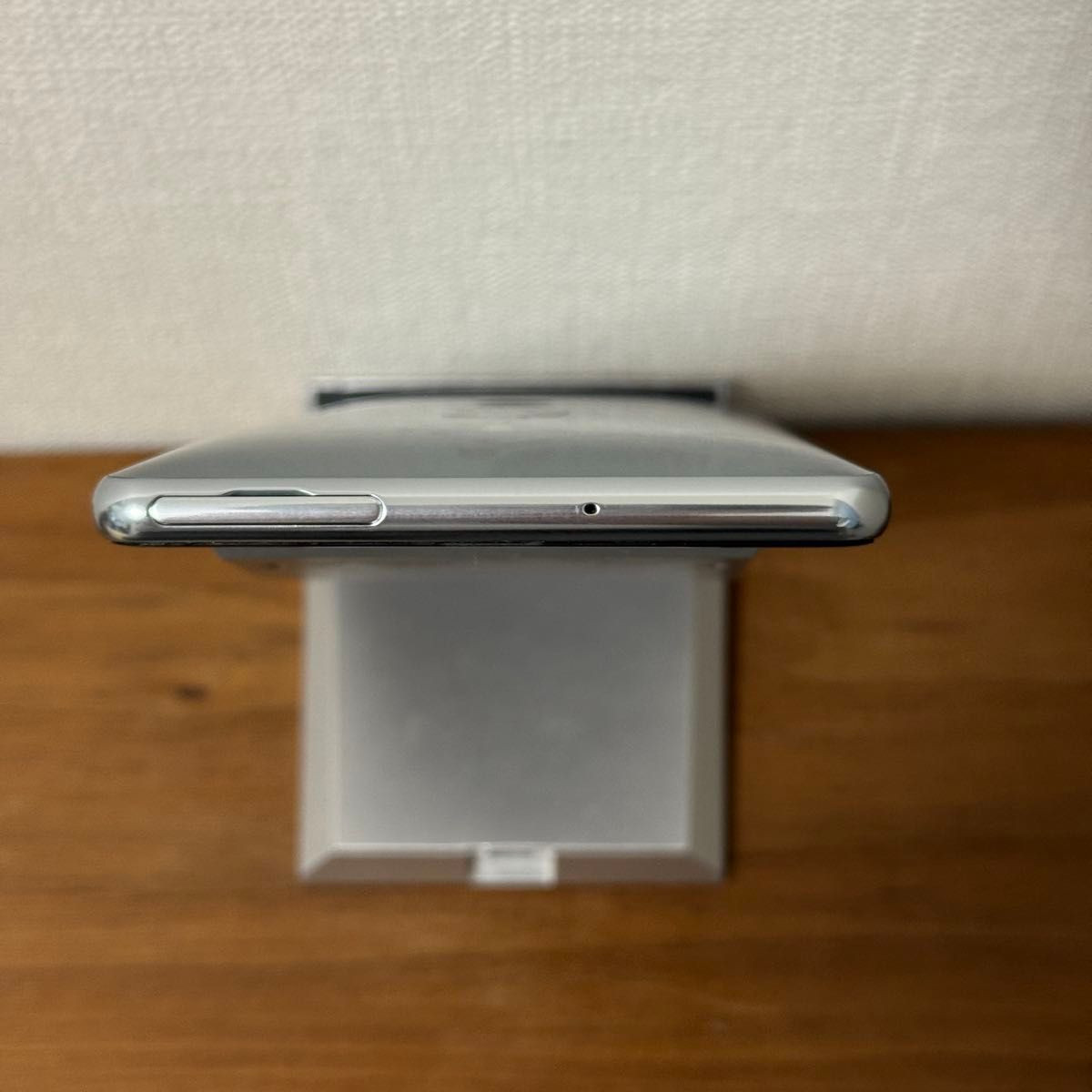 Sony Xperia XZ2 Premium 64GB Chrome Silver (Unlocked) (single SIM) USED Japan