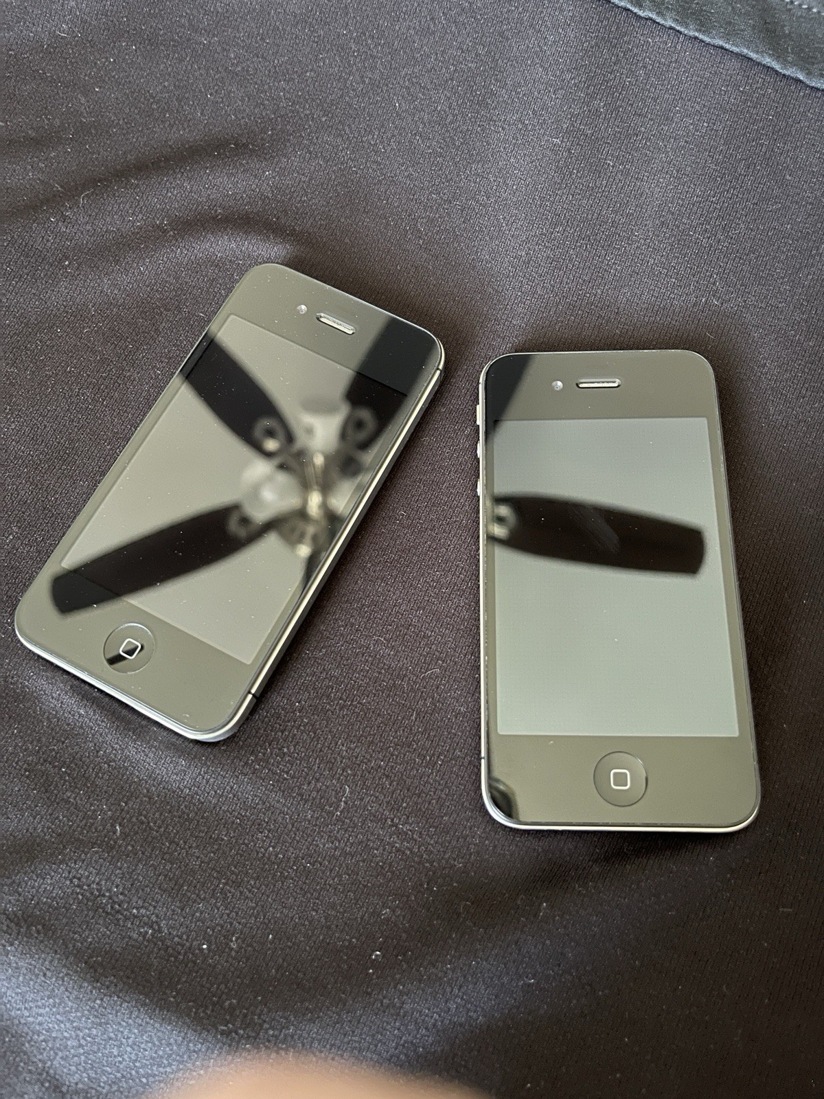 (2x) Apple iPhone 4s 16GB Black (A1387 & A1349) Fantastic physical conditions!