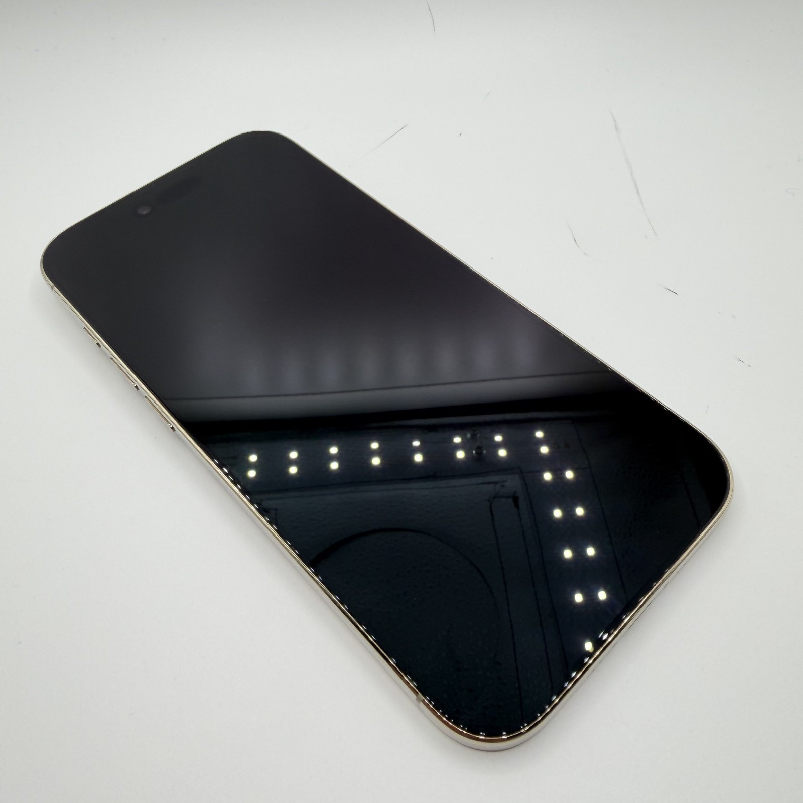 Apple iPhone Air – 256 GB – Light Gold Read