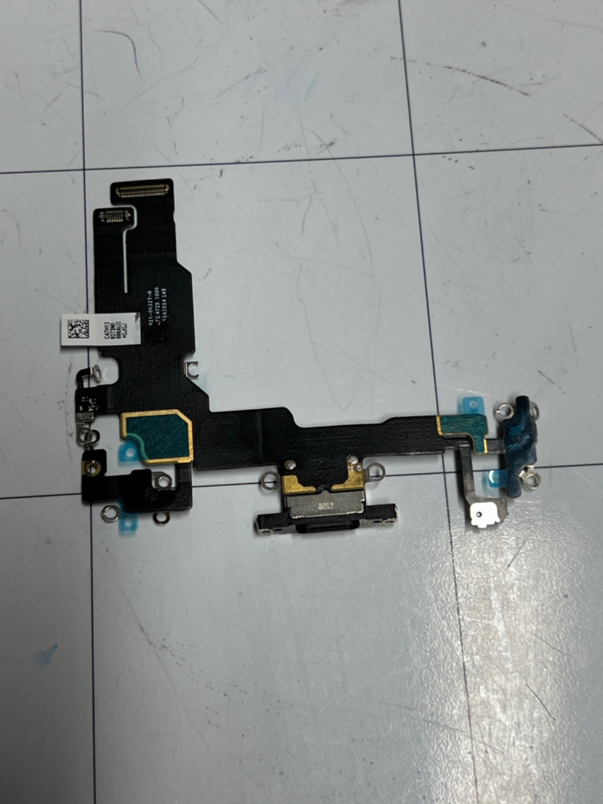 Repair Part Replacement Charge Port for Apple iPhone 15 – Black