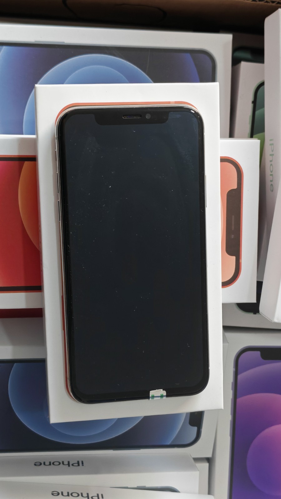 Apple iPhone X Unlocked 64 GB/256 GB Random Color Face ID Sealed Good Condition