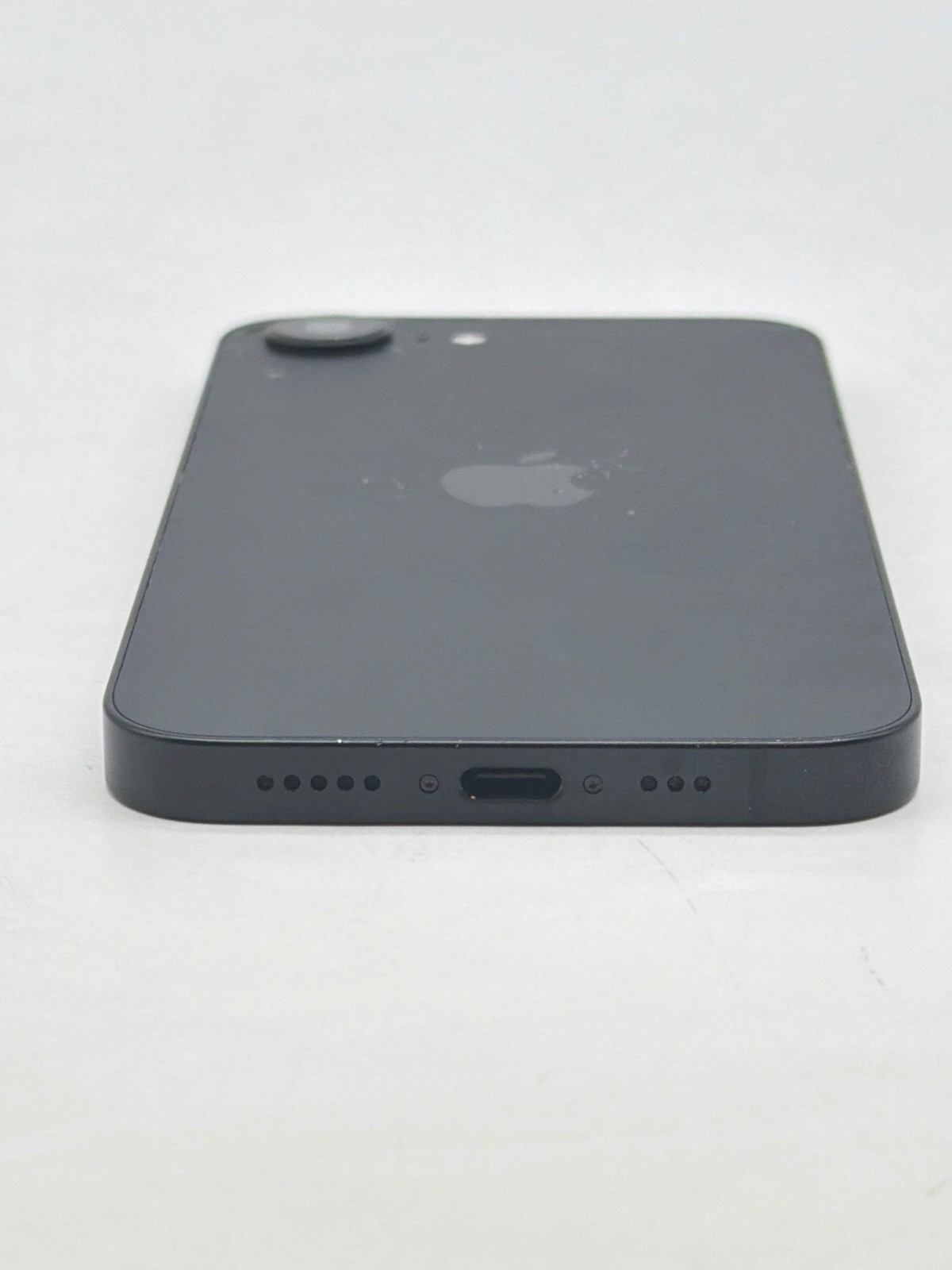 Boost Apple iPhone 16e A3212 128GB Black 100% Battery Health – Cracked Back