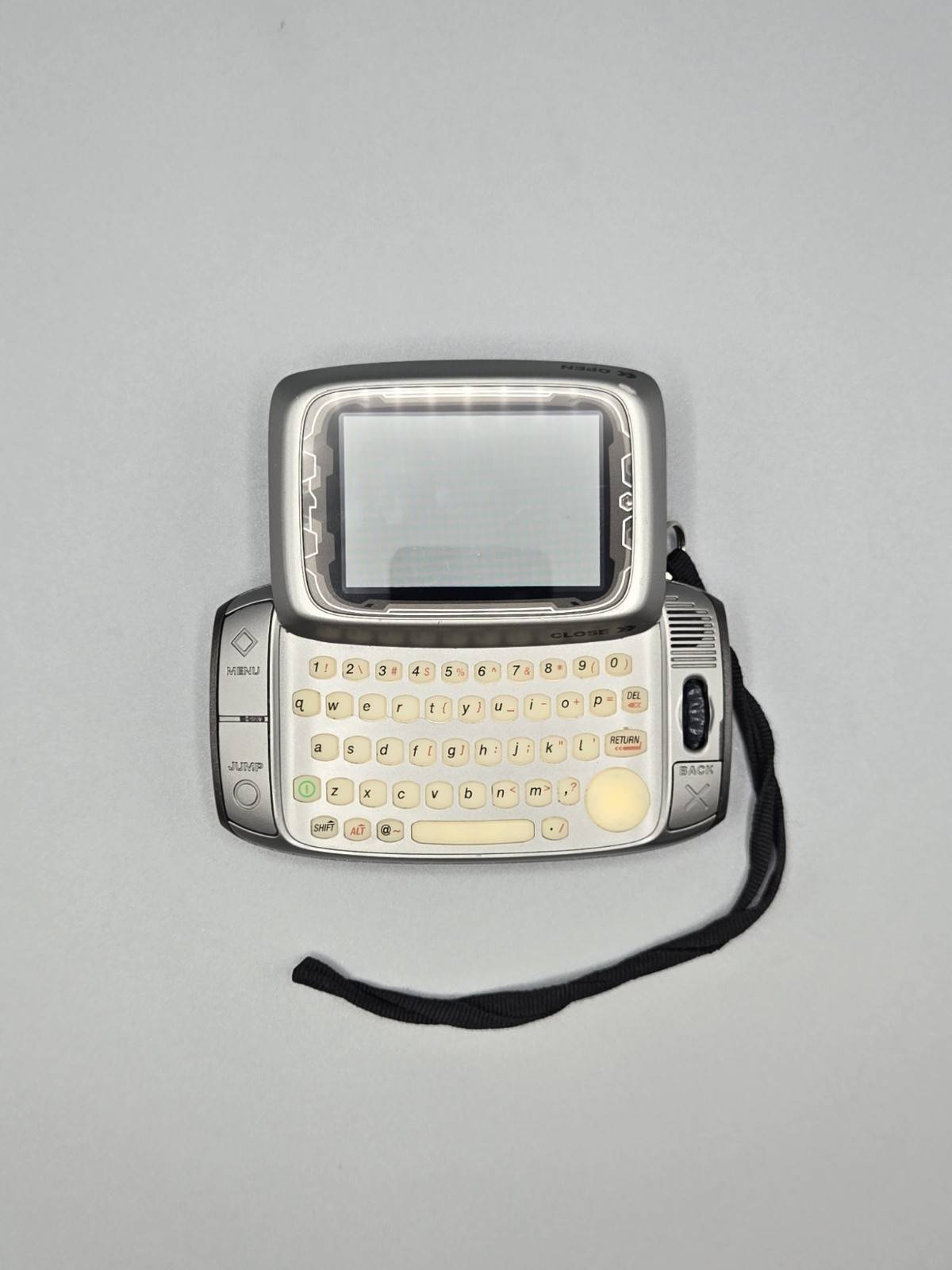 T-Mobile Sidekick Sharp PV-100 Silver Swivel Slider w/ Keyboard 32MB Parts
