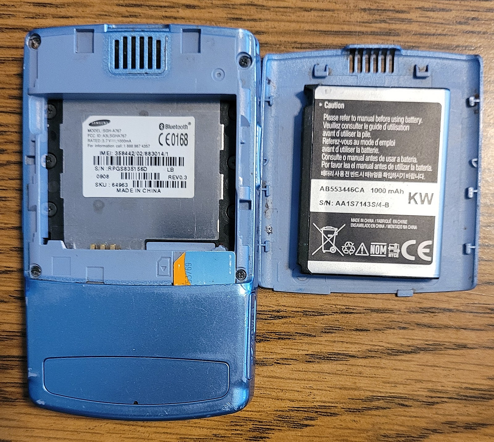 Samsung Propel SGH-A767 – Blue and Black ( AT&T ) Very Rare GSM Slider Phone