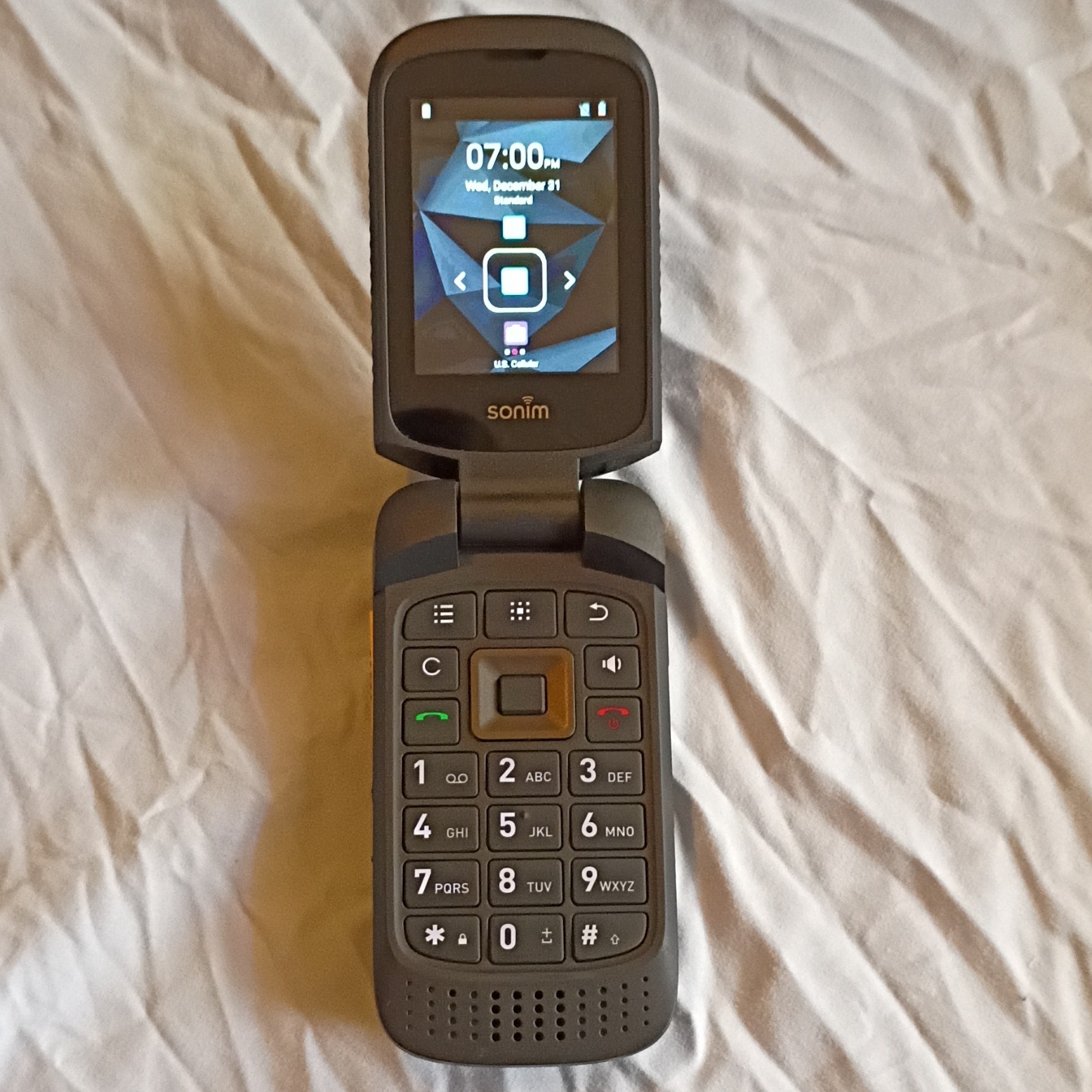 Sonim Rugged XP3plus Black Flip Phone