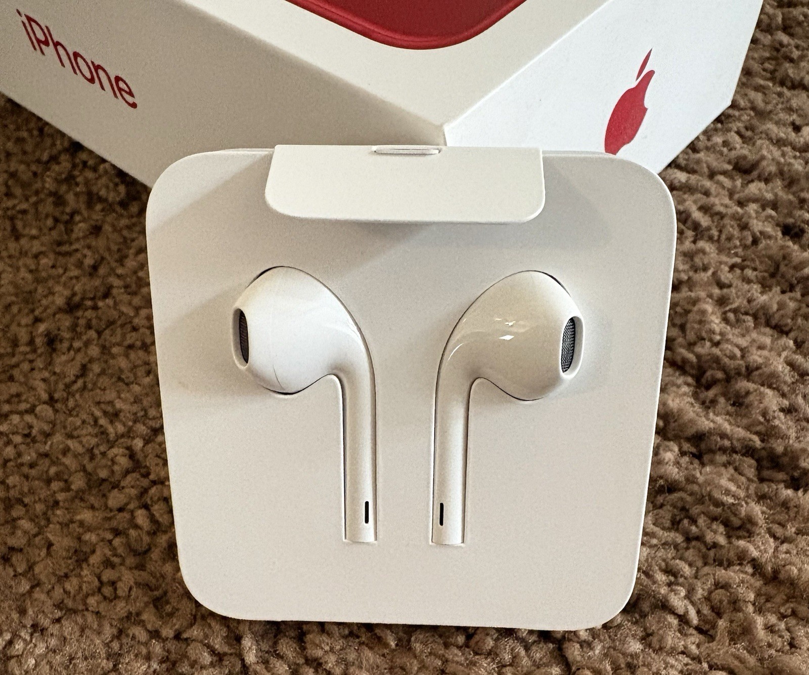 Apple iPhone 8 Plus Red Unlocked Clean 64GB MRTC2LL/A Earbuds Charge Cord w/Box