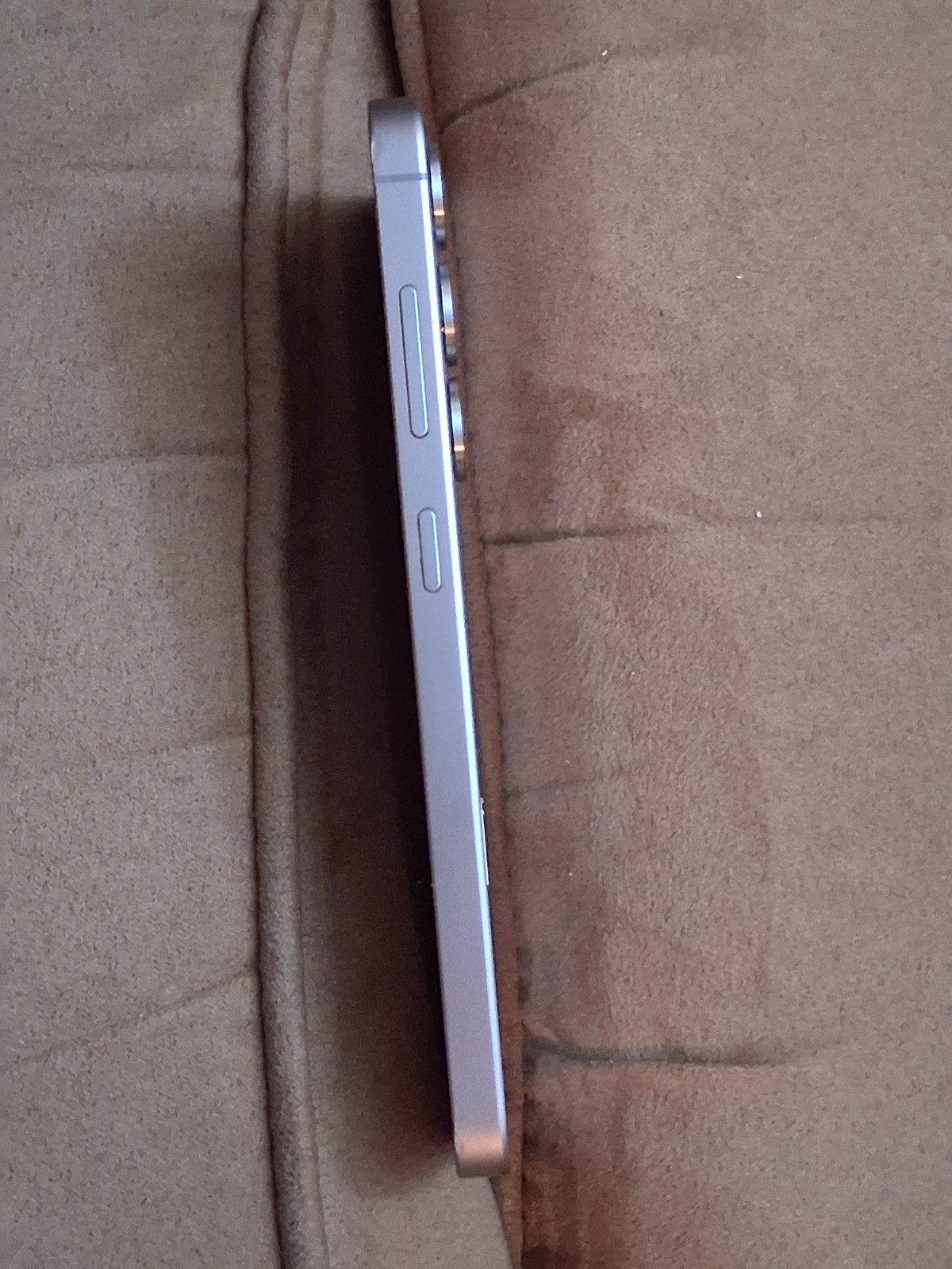 Samsung Galaxy S25 – SM-S931U – 128GB – Titanium Silver (LOCKED – SPECTRUM)