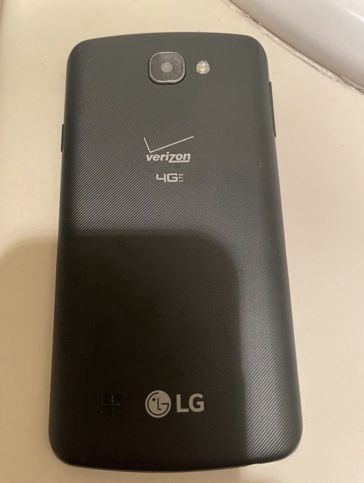 LG Verizon 4G LTE Smartphone 1GB Storage Black Slate Style Verizon Network