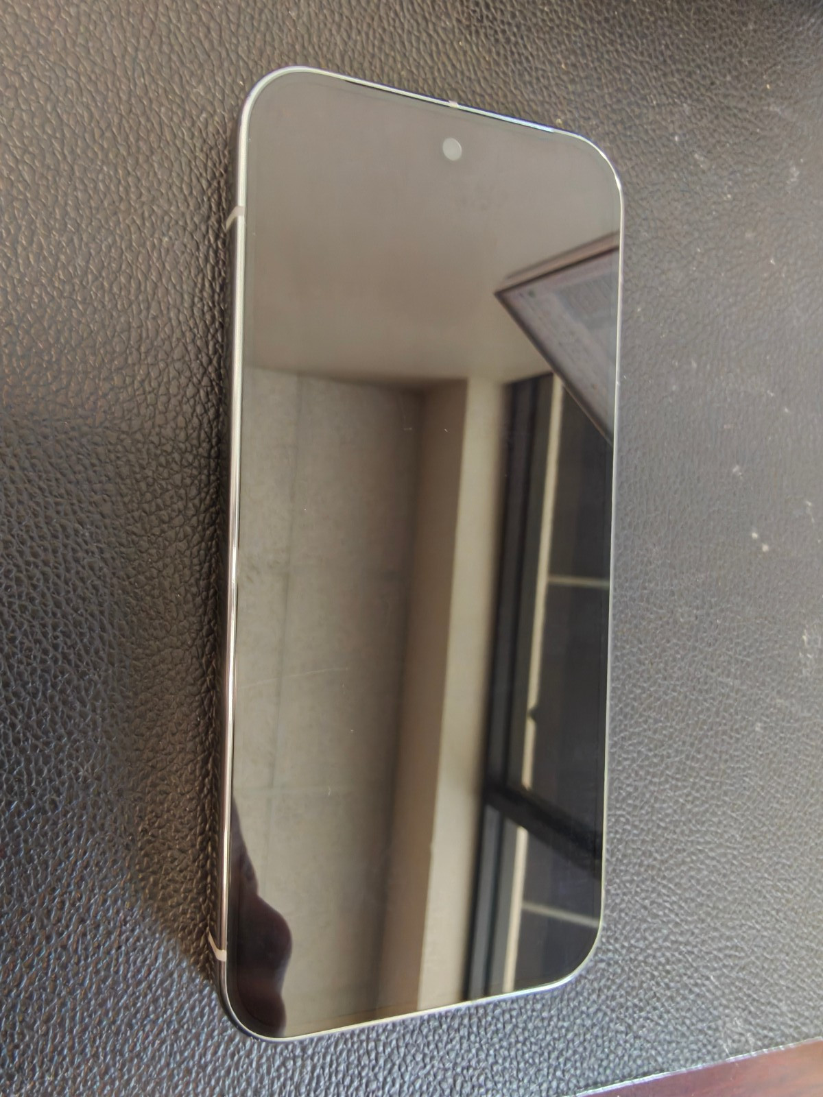 Google Pixel 9 Pro – 256GB – Hazel – Factory Unlocked – Heavy SBI + More