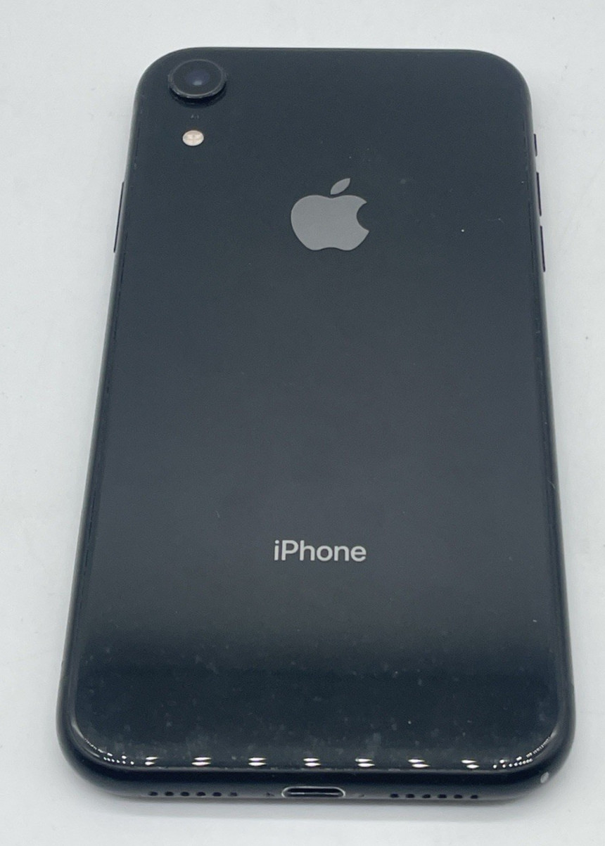 Apple iPhone XR 128GB AT&T Black Battery Health 78% Works – Cracked Screen