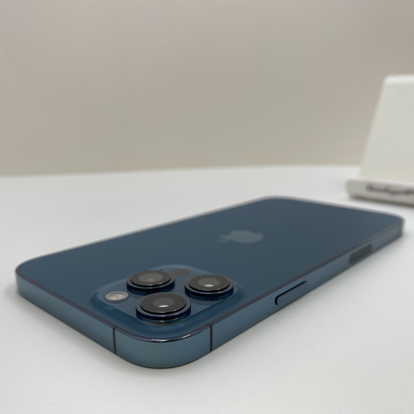 Apple iPhone 12 Pro Max – 128GB – Pacific Blue (Unlocked) -Very Good Condition